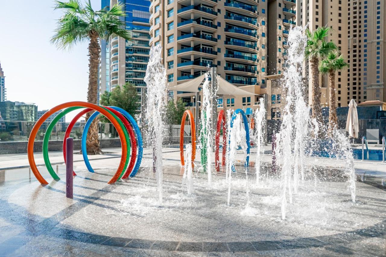 Higuests - Sparkle Towers 2 Dubai Exterior foto